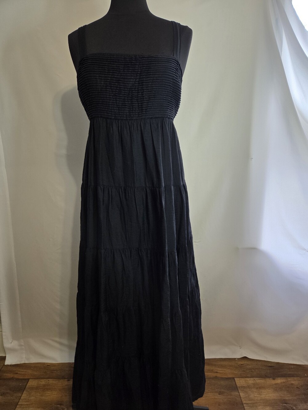 NWT Abercrombie & Fitch Black Smocked Bodice Maxi Dress
